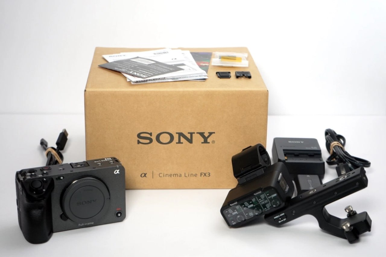 Sony FX3 Full-Frame Cinema Line Camera (Brand New)