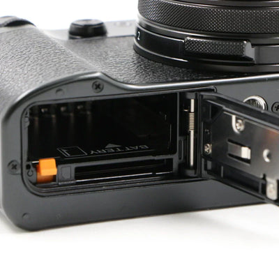 Fujifilm Fuji X100VI Black Digital Camera Shutter Count: 226 [Top Mint]