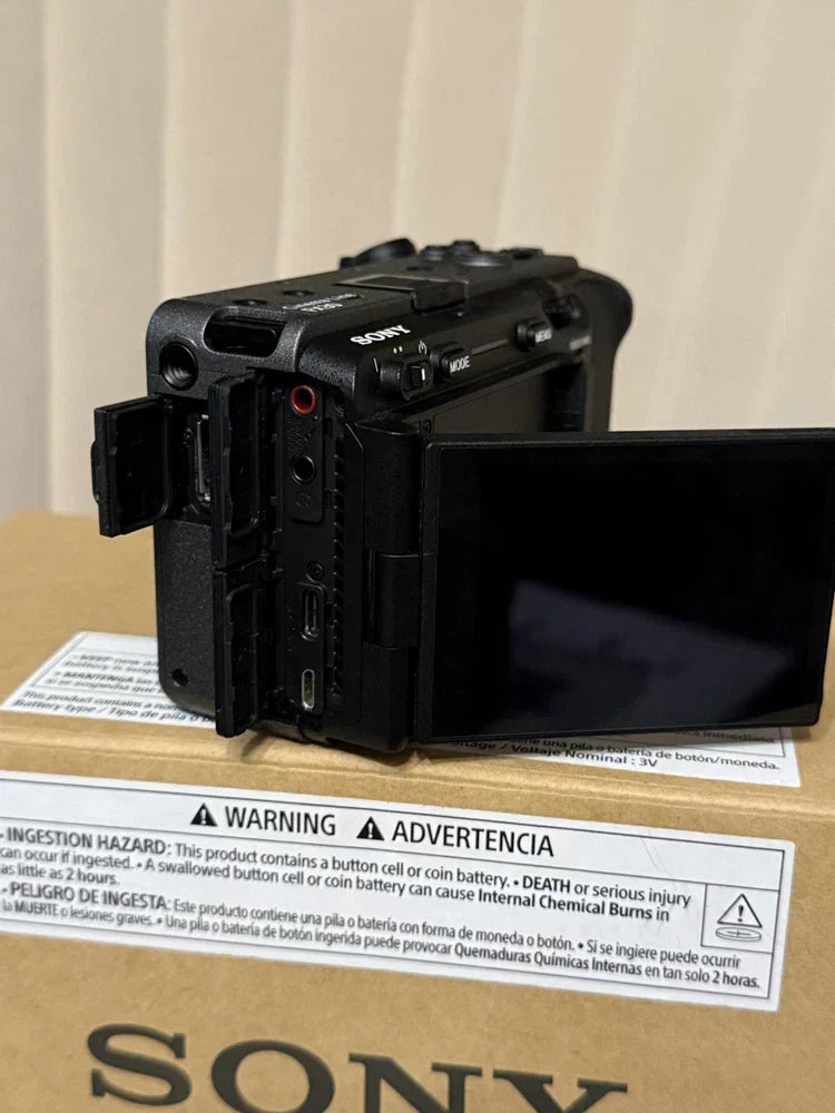 Sony FX30 26.1MP 4K Cinema Digital Camera (Body only) - Gray (ILME-FX30B) Mint