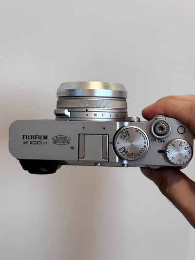 Fujifilm X100VI (Silver) w/ Cinebloom 20%, HD Filter, Black Case, Screen shield