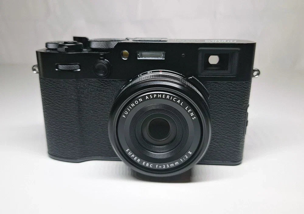 Fujifilm X100VI Black + Lots of Extras. Only 200 shot shutter count.