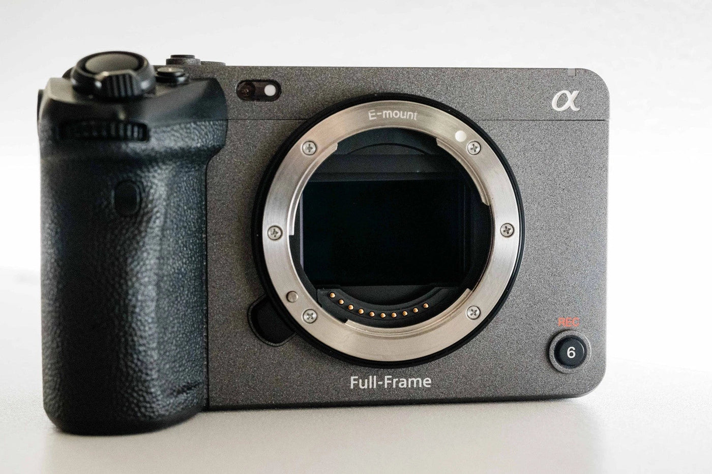 Sony FX3 Full-Frame Cinema Camera + External Monitor – Like New (Only 109 Shutter Count)