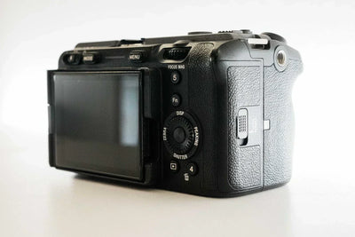 Sony FX3 Full-Frame Cinema Camera + External Monitor – Like New (Only 109 Shutter Count)