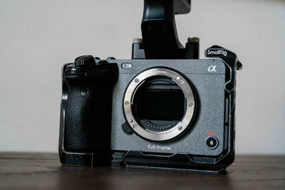 Sony FX3 Full-Frame Cinema Camera + External Monitor – Like New (Only 109 Shutter Count)