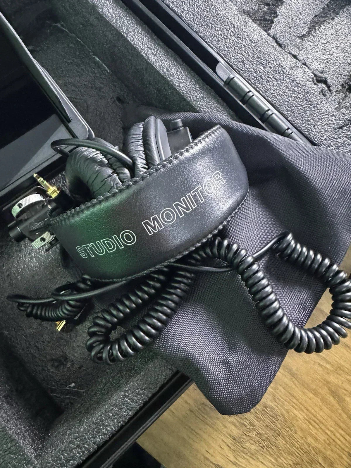 Sony FX3 Bundle + Monitor – Complete Setup