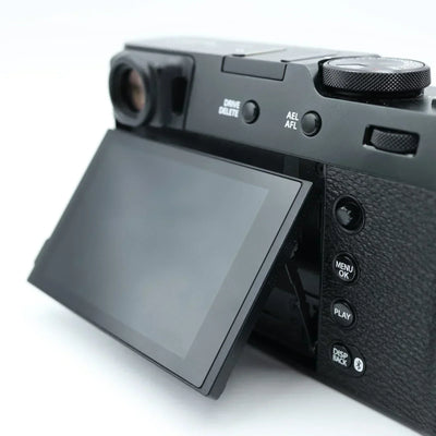 Fujifilm X100VI Black – Used, Excellent Condition – Only 35 Shutter Count